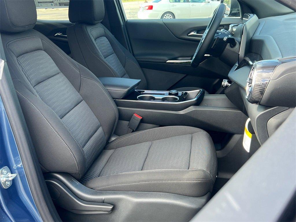 new 2026 Chevrolet Equinox car, priced at $26,495