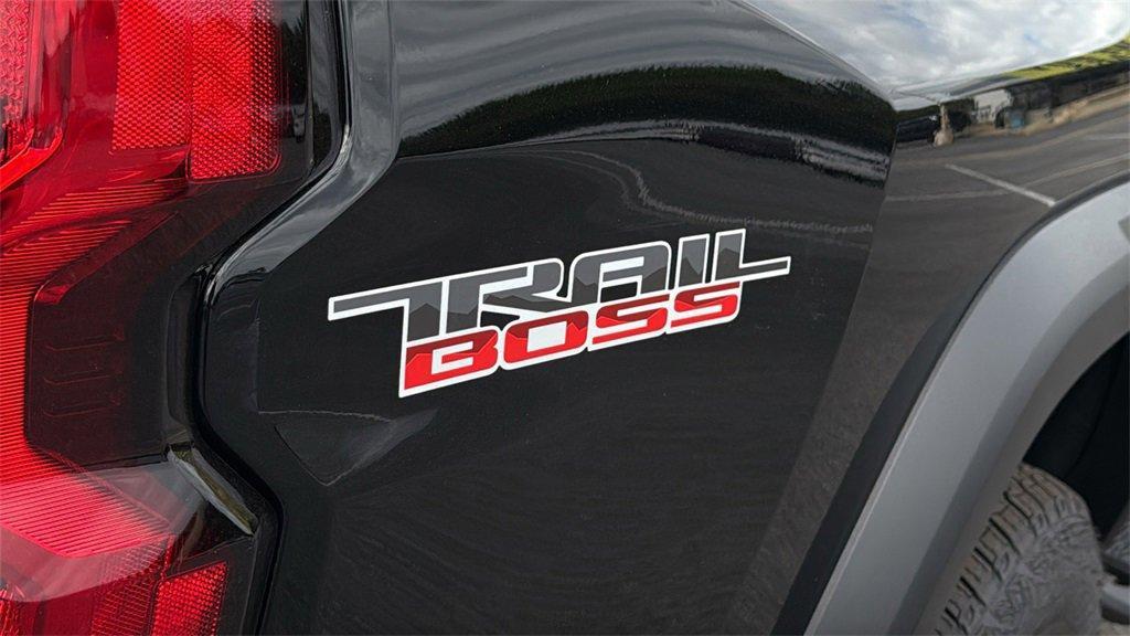 new 2026 Chevrolet Colorado car, priced at $39,020