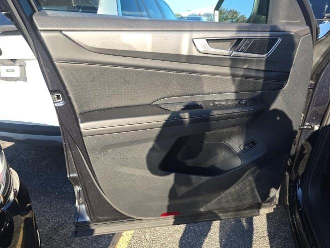 used 2024 Volkswagen Atlas Cross Sport car, priced at $28,000