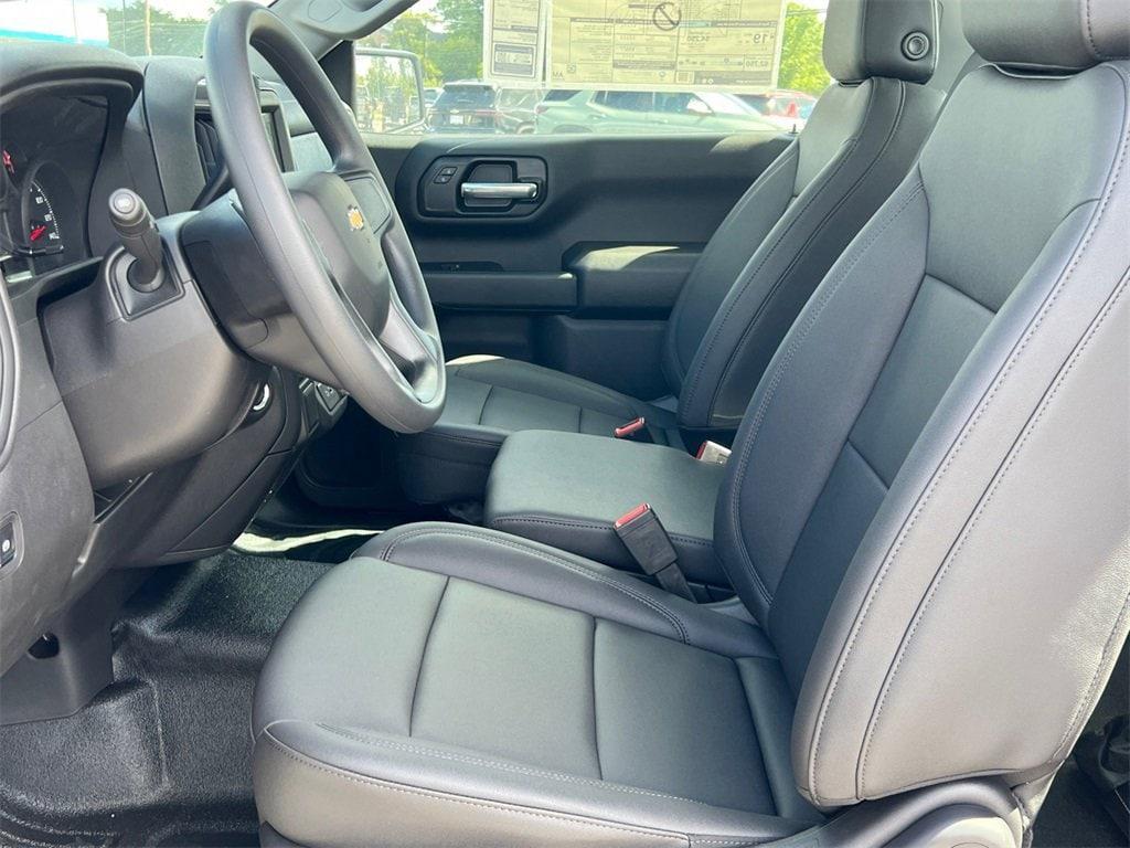 new 2025 Chevrolet Silverado 1500 car, priced at $31,045