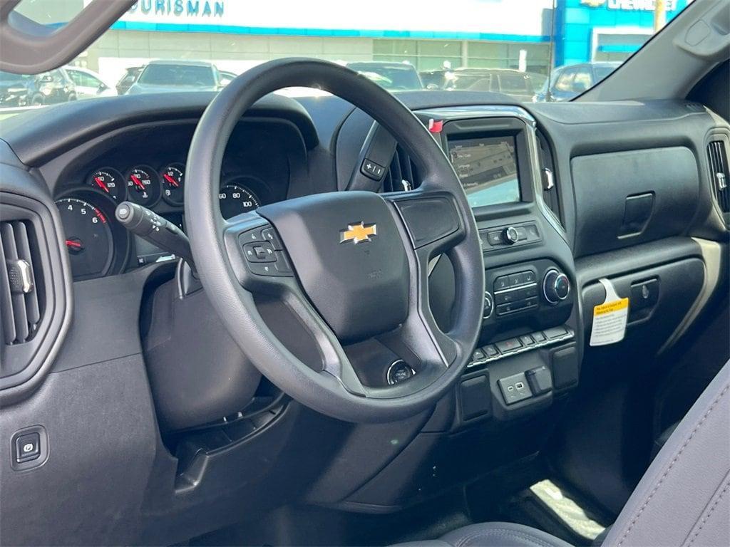 new 2025 Chevrolet Silverado 1500 car, priced at $31,045