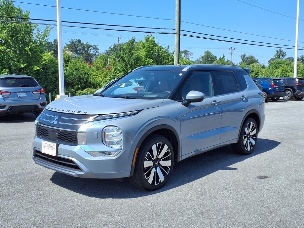new 2025 Mitsubishi Outlander car, priced at $45,930