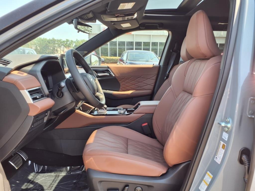 new 2025 Mitsubishi Outlander car, priced at $45,930