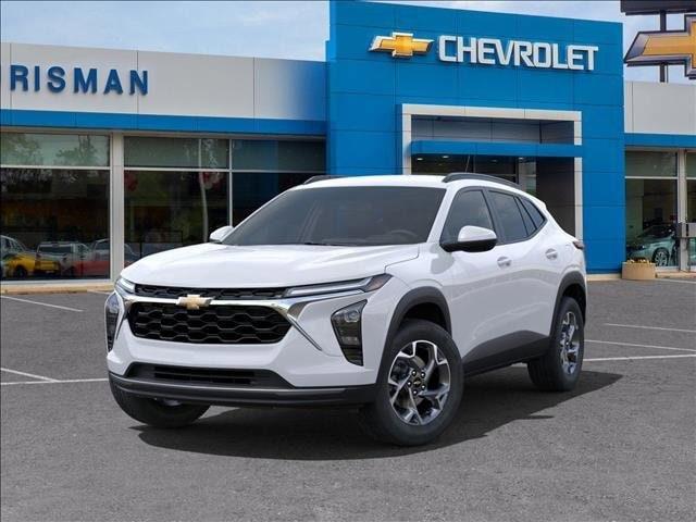 new 2025 Chevrolet Trax car, priced at $23,890