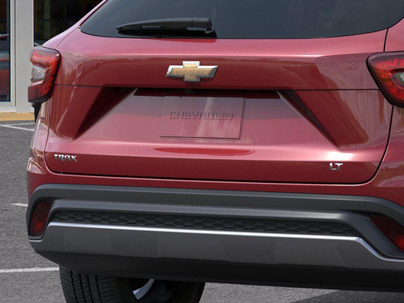 new 2025 Chevrolet Trax car
