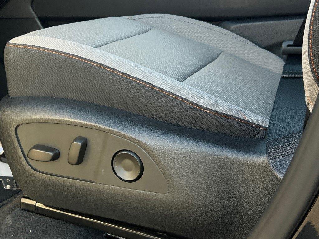 new 2025 Chevrolet Traverse car, priced at $42,915