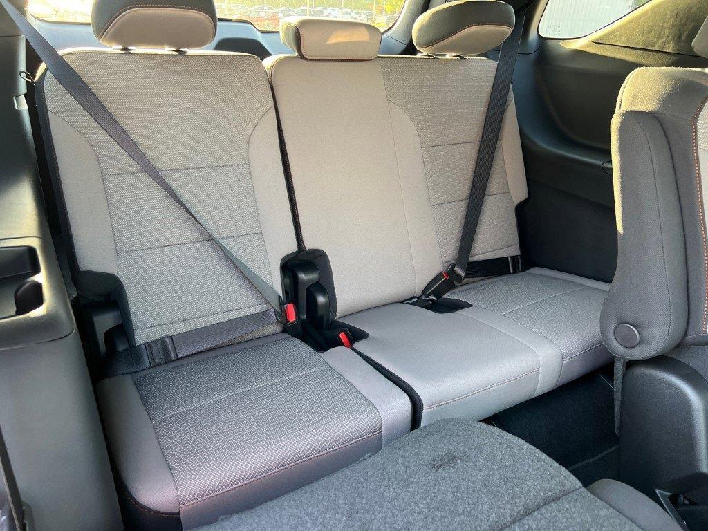 new 2025 Chevrolet Traverse car, priced at $42,915