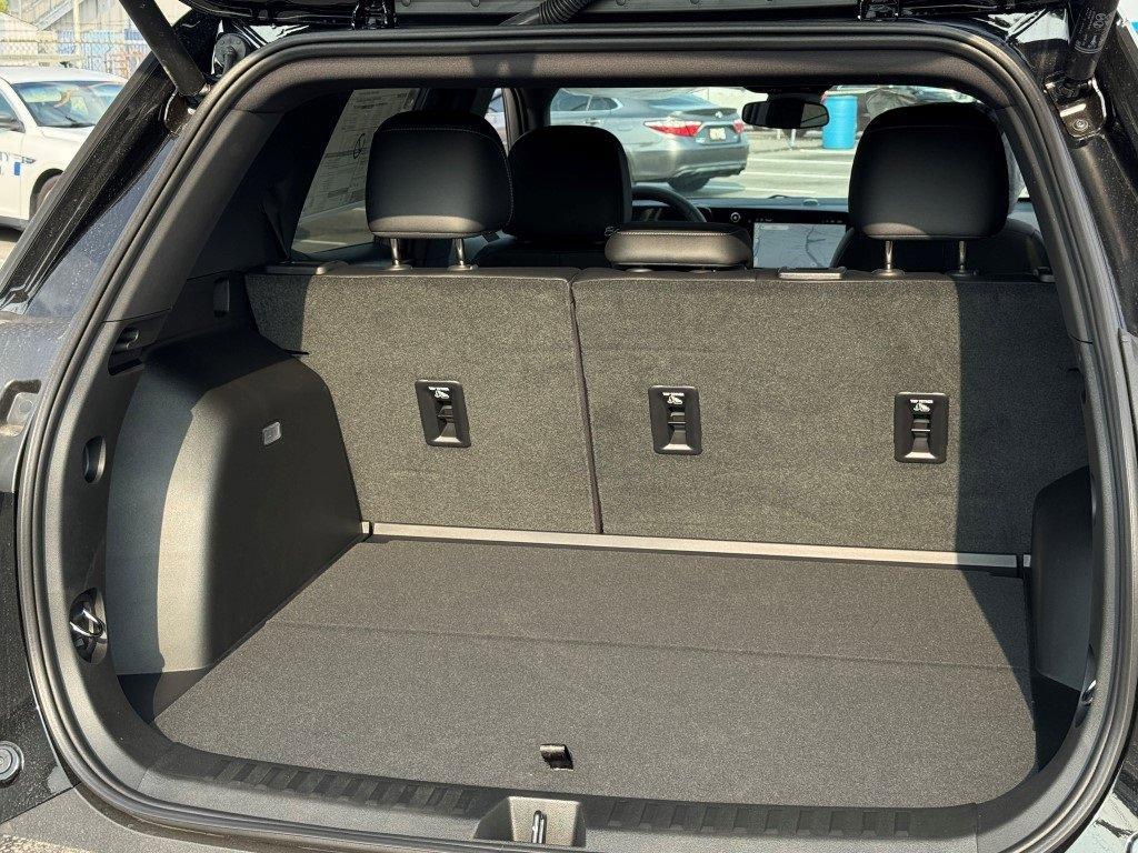 new 2026 Chevrolet Equinox car, priced at $31,995
