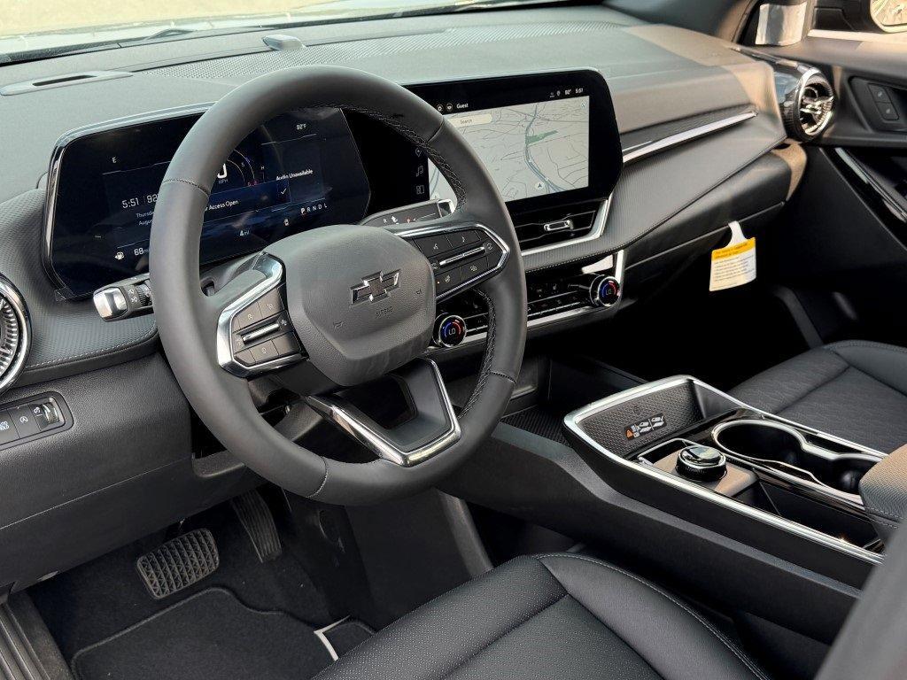 new 2026 Chevrolet Equinox car, priced at $31,995