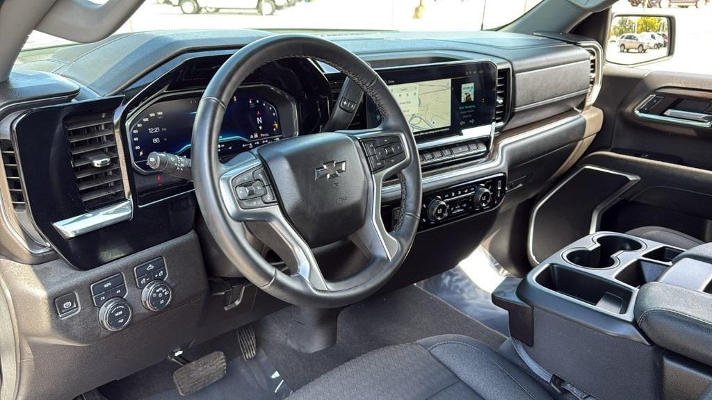 used 2024 Chevrolet Silverado 1500 car, priced at $43,000