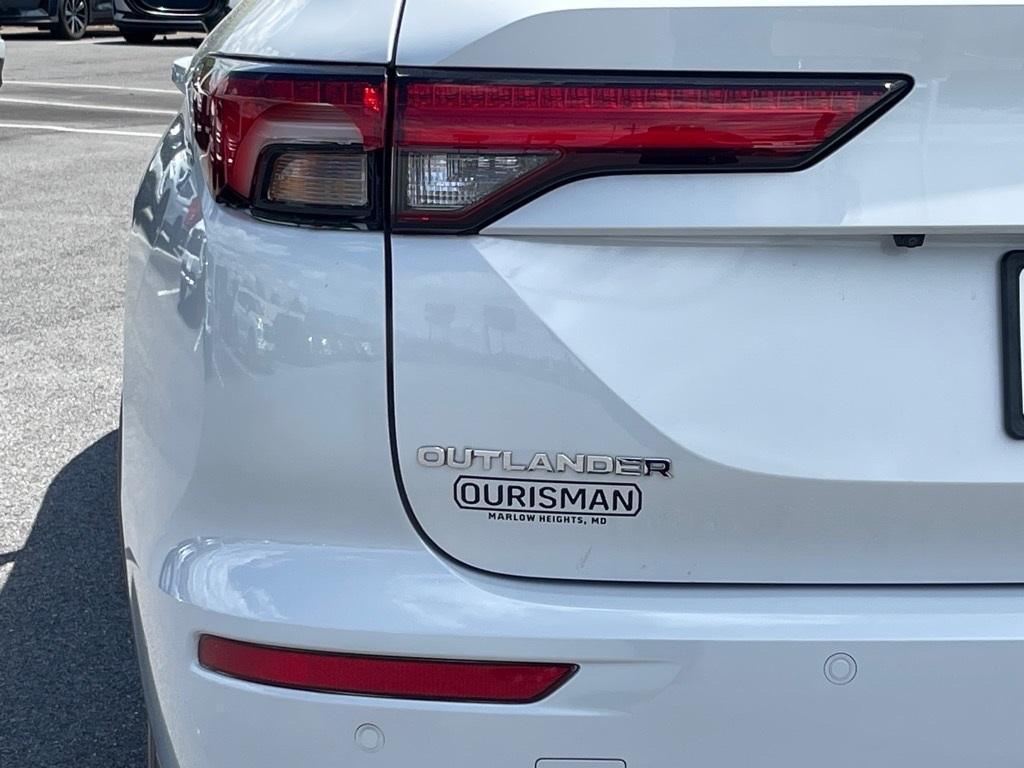 used 2022 Mitsubishi Outlander car, priced at $24,000
