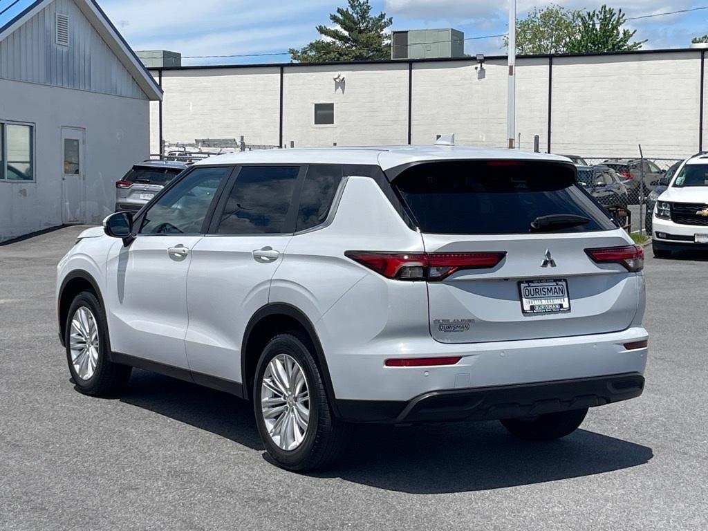 used 2022 Mitsubishi Outlander car, priced at $24,000