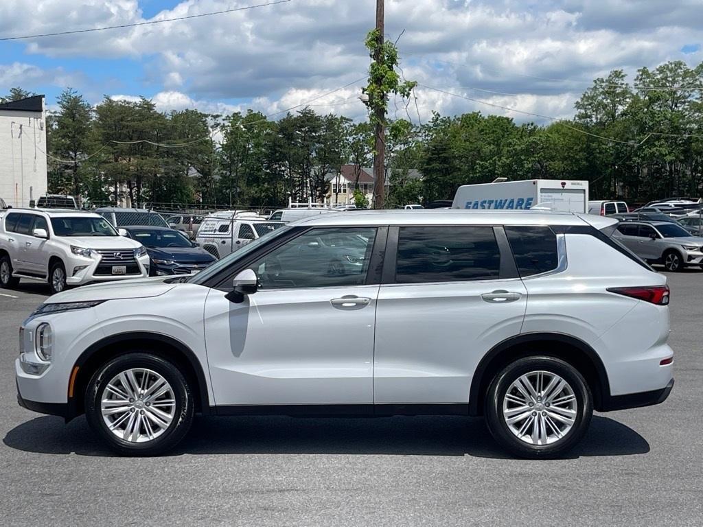 used 2022 Mitsubishi Outlander car, priced at $24,000