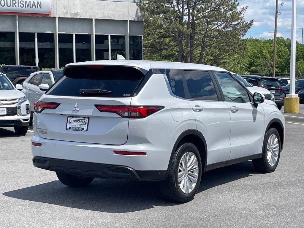 used 2022 Mitsubishi Outlander car, priced at $24,000