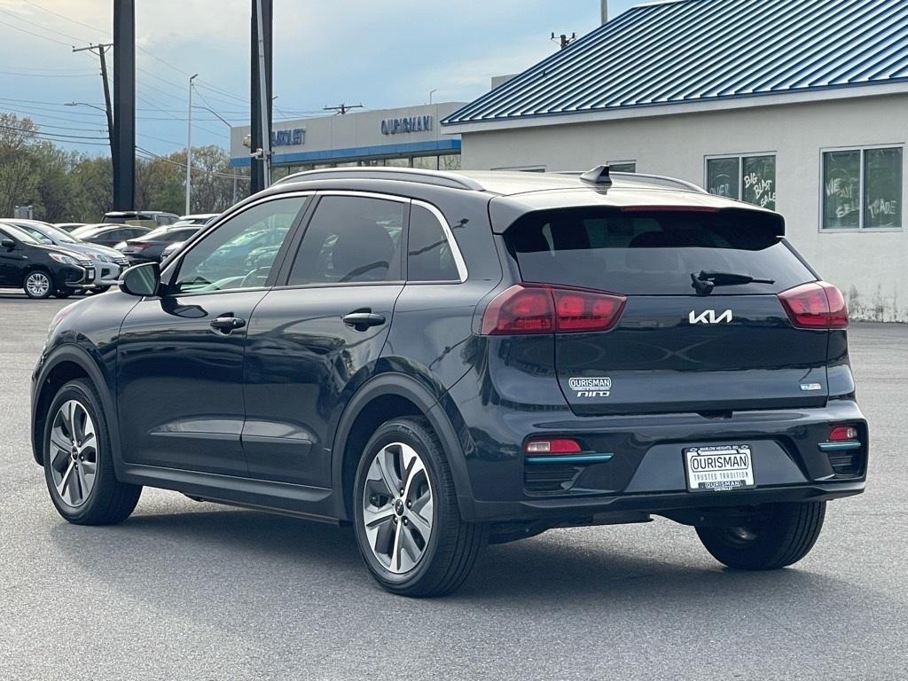 used 2022 Kia Niro EV car, priced at $20,000