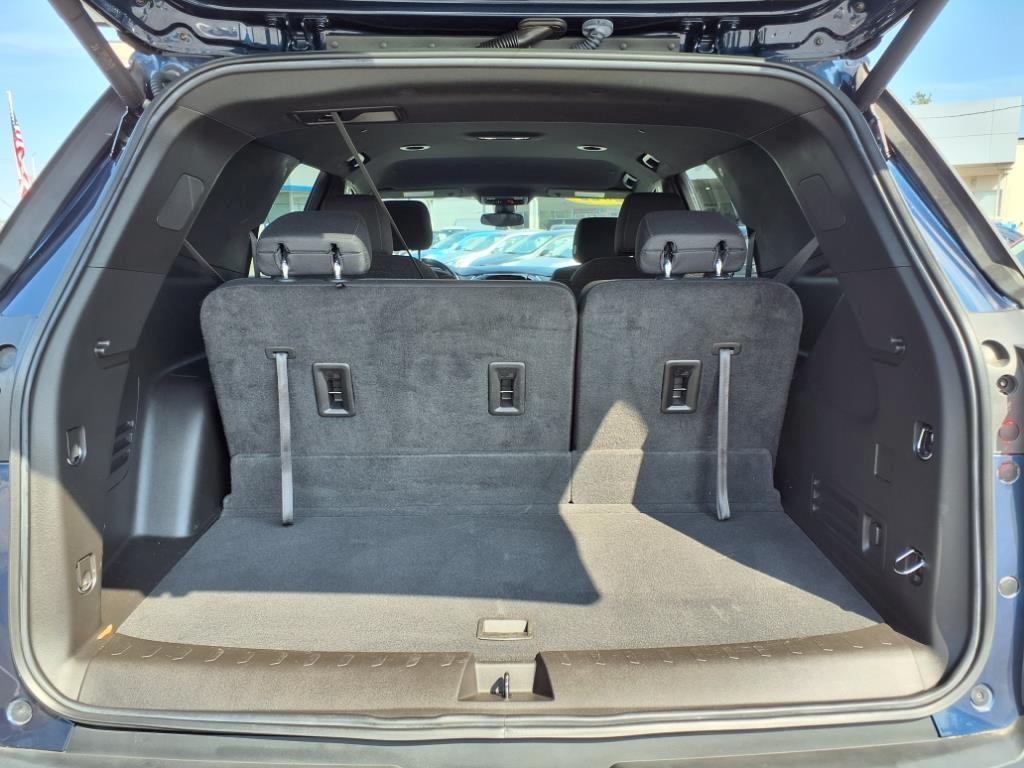 used 2022 Chevrolet Traverse car, priced at $28,200