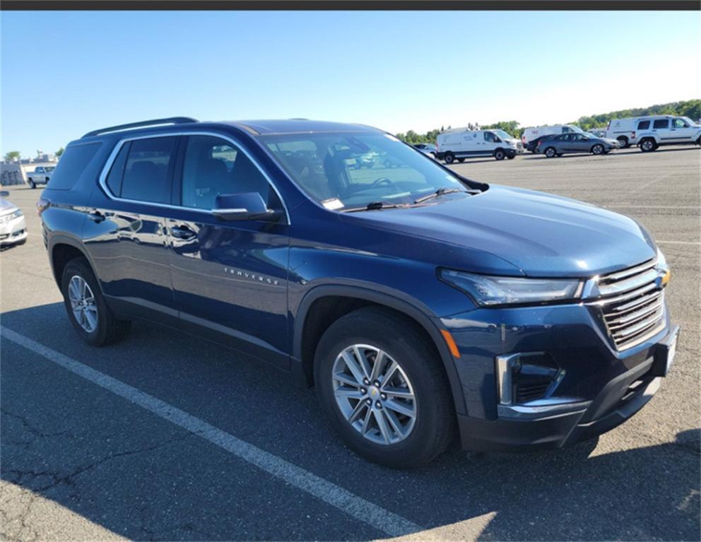 used 2022 Chevrolet Traverse car, priced at $30,500