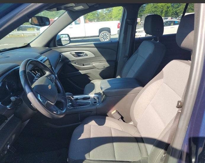 used 2022 Chevrolet Traverse car, priced at $30,500