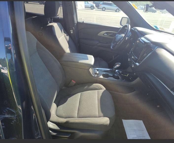 used 2022 Chevrolet Traverse car, priced at $30,500