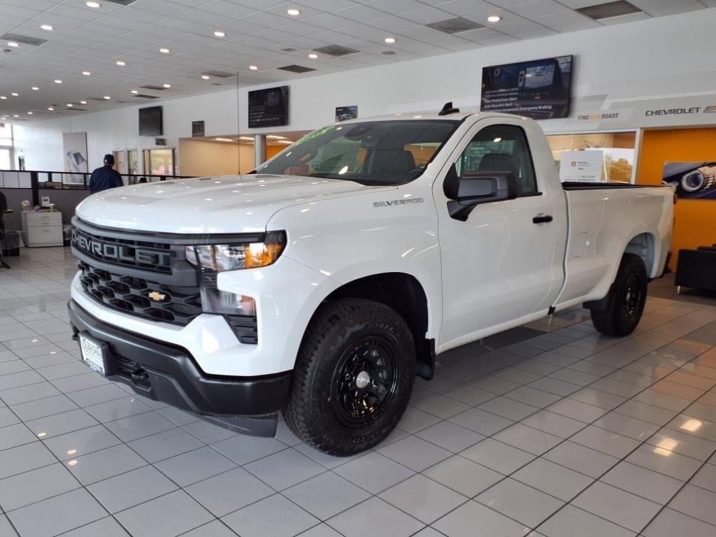 new 2024 Chevrolet Silverado 1500 car, priced at $34,914