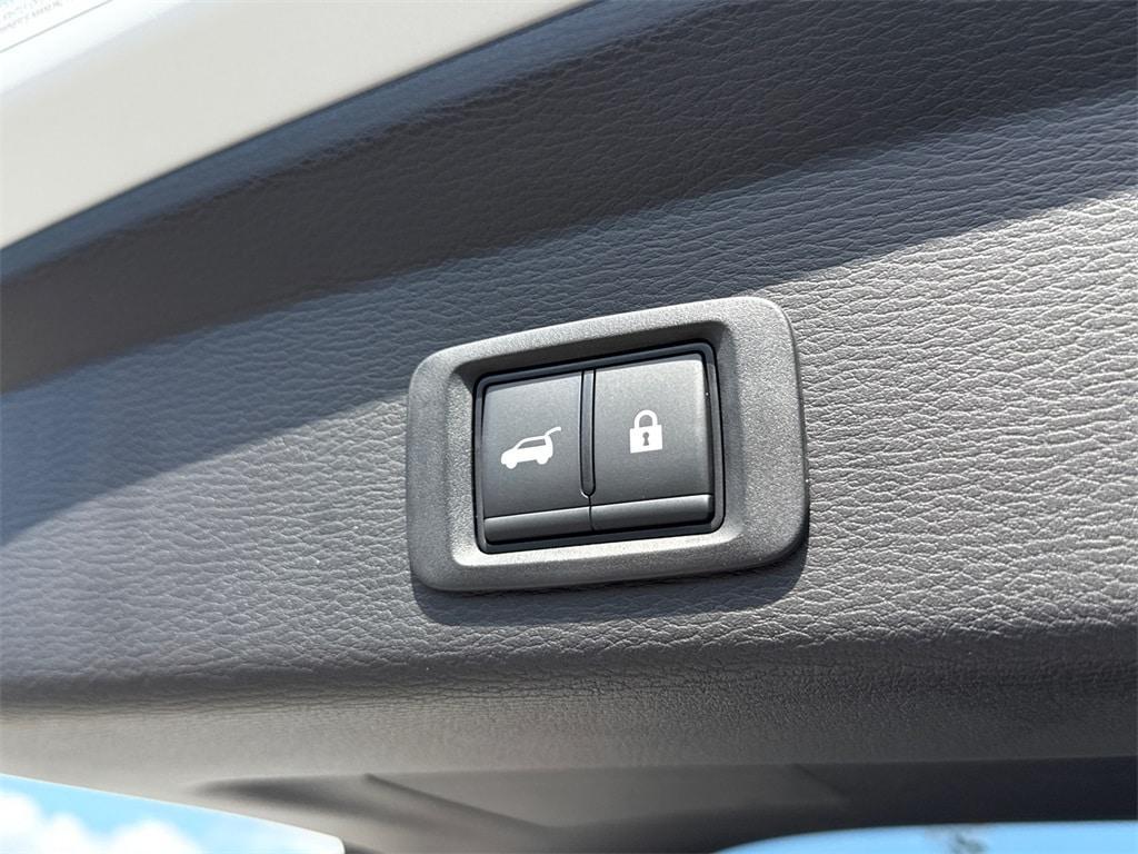new 2025 Mitsubishi Outlander car, priced at $44,315
