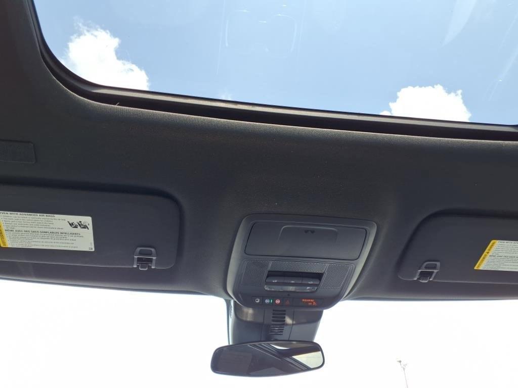 new 2025 Chevrolet Traverse car, priced at $43,390