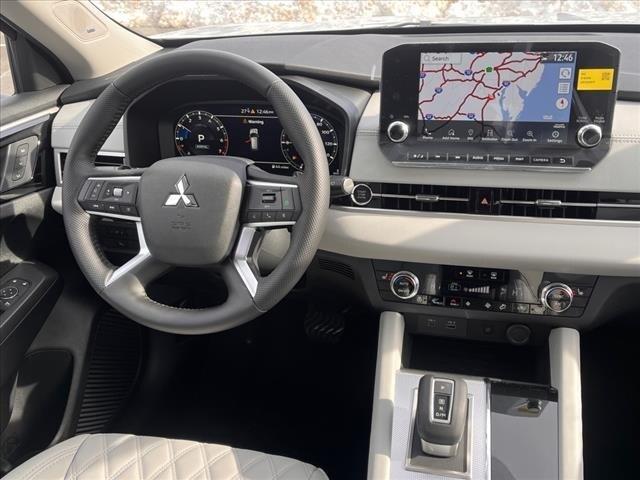 new 2024 Mitsubishi Outlander car, priced at $42,215