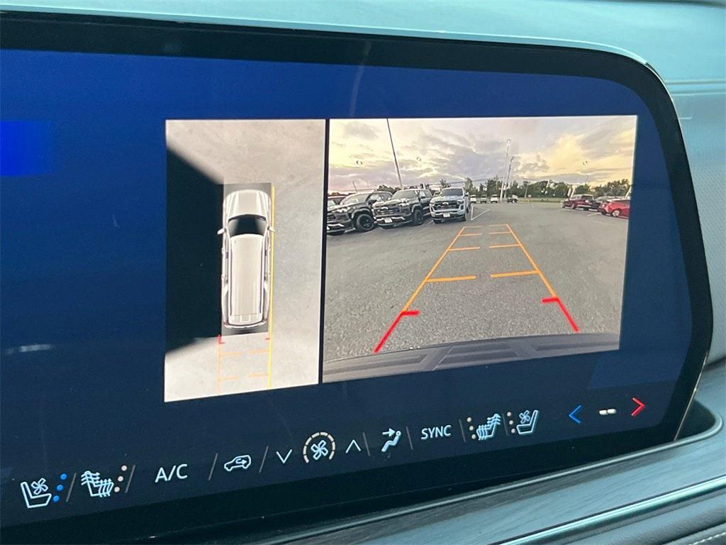new 2025 Chevrolet Suburban car, priced at $75,695