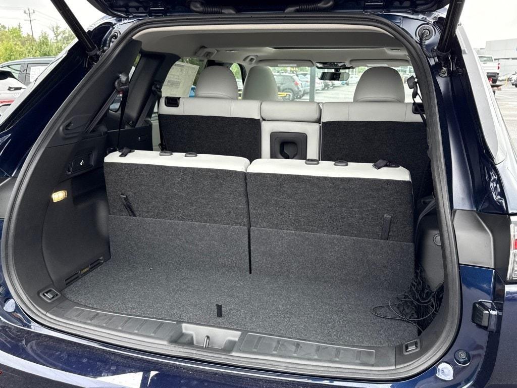 new 2025 Mitsubishi Outlander car, priced at $41,070