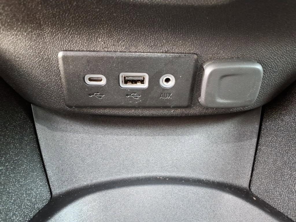 new 2025 Chevrolet Malibu car, priced at $26,295