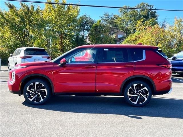 new 2024 Mitsubishi Outlander car, priced at $38,395