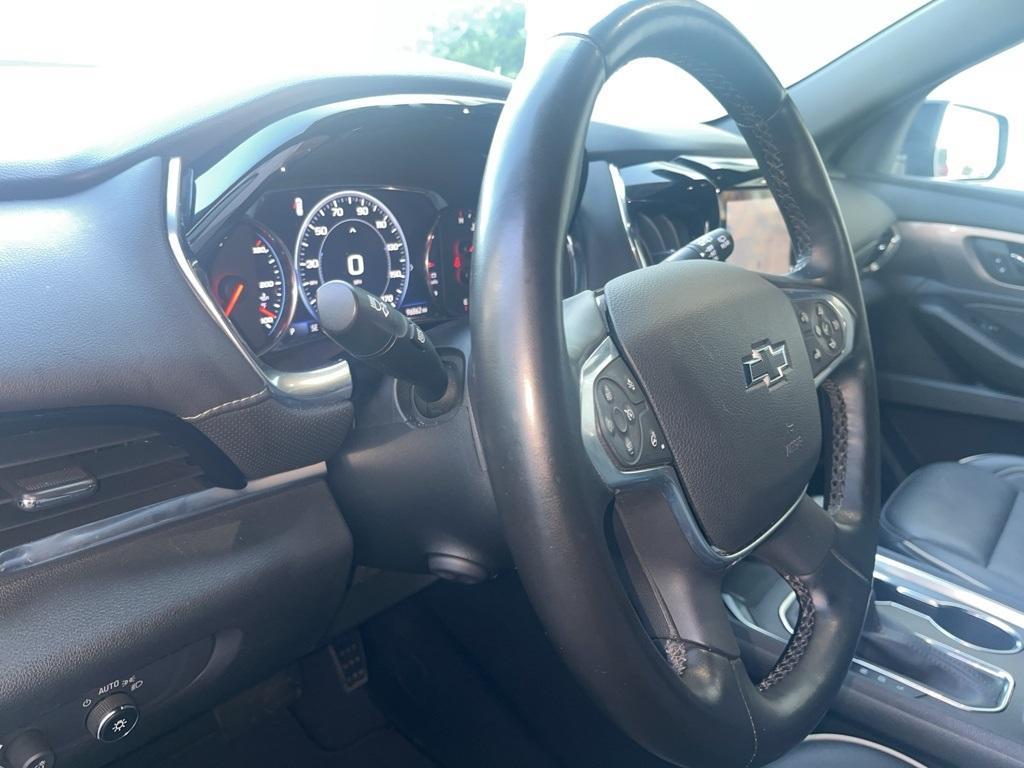 used 2023 Chevrolet Traverse car, priced at $29,800