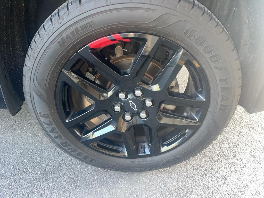 used 2023 Chevrolet Traverse car, priced at $29,800