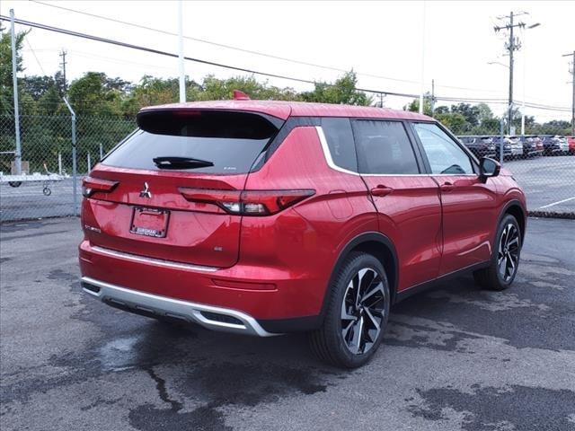 new 2024 Mitsubishi Outlander car, priced at $36,015