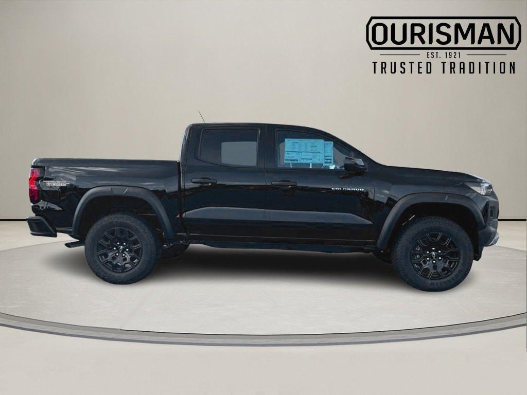 new 2026 Chevrolet Colorado car, priced at $38,470
