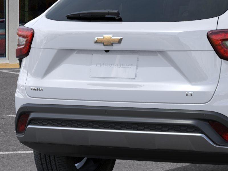 new 2025 Chevrolet Trax car, priced at $23,495