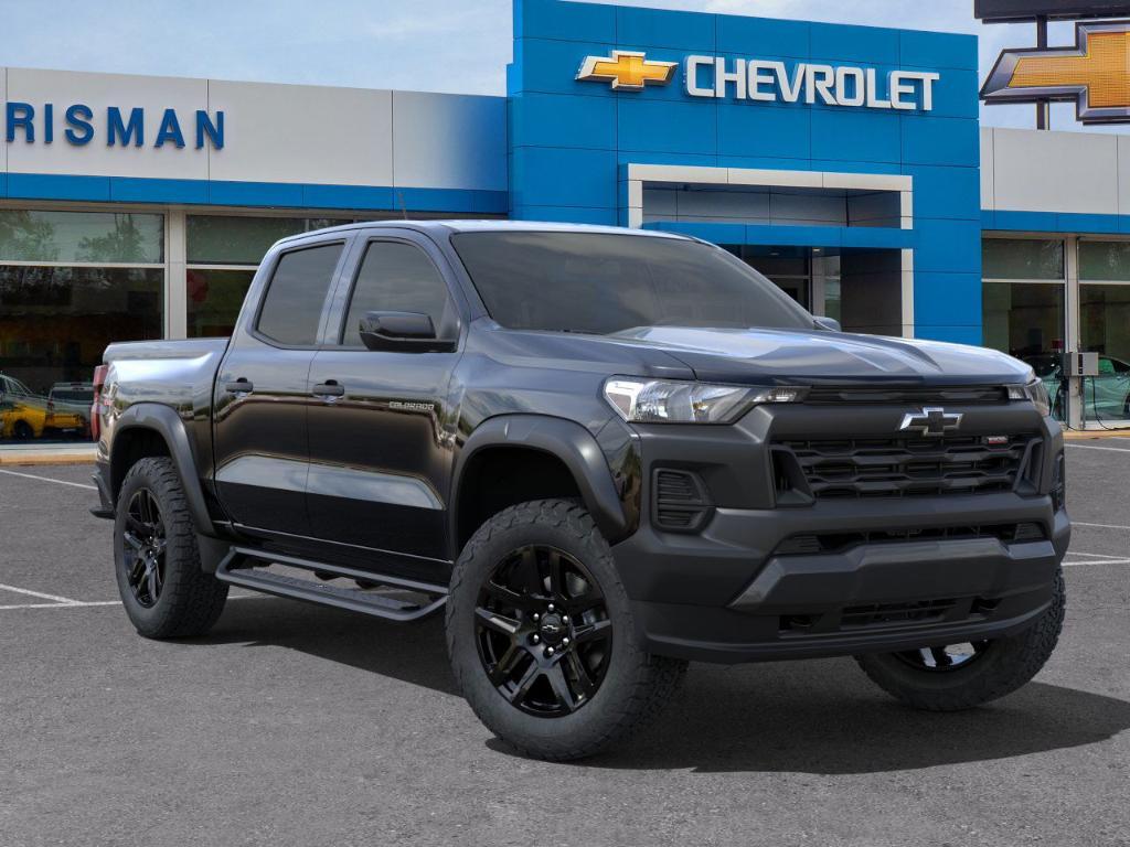 new 2025 Chevrolet Colorado car