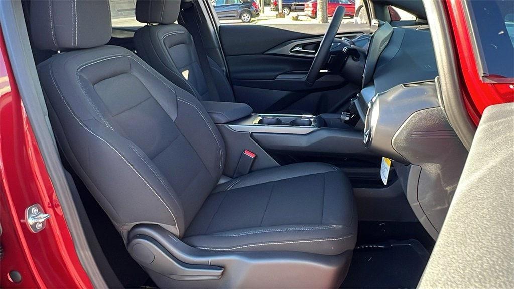 new 2026 Chevrolet Equinox EV car, priced at $31,990