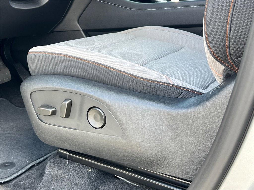 new 2026 Chevrolet Traverse car, priced at $48,155