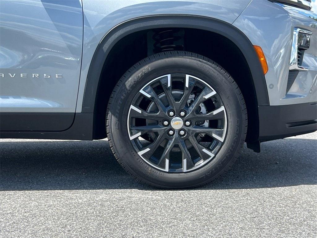 new 2026 Chevrolet Traverse car, priced at $48,155