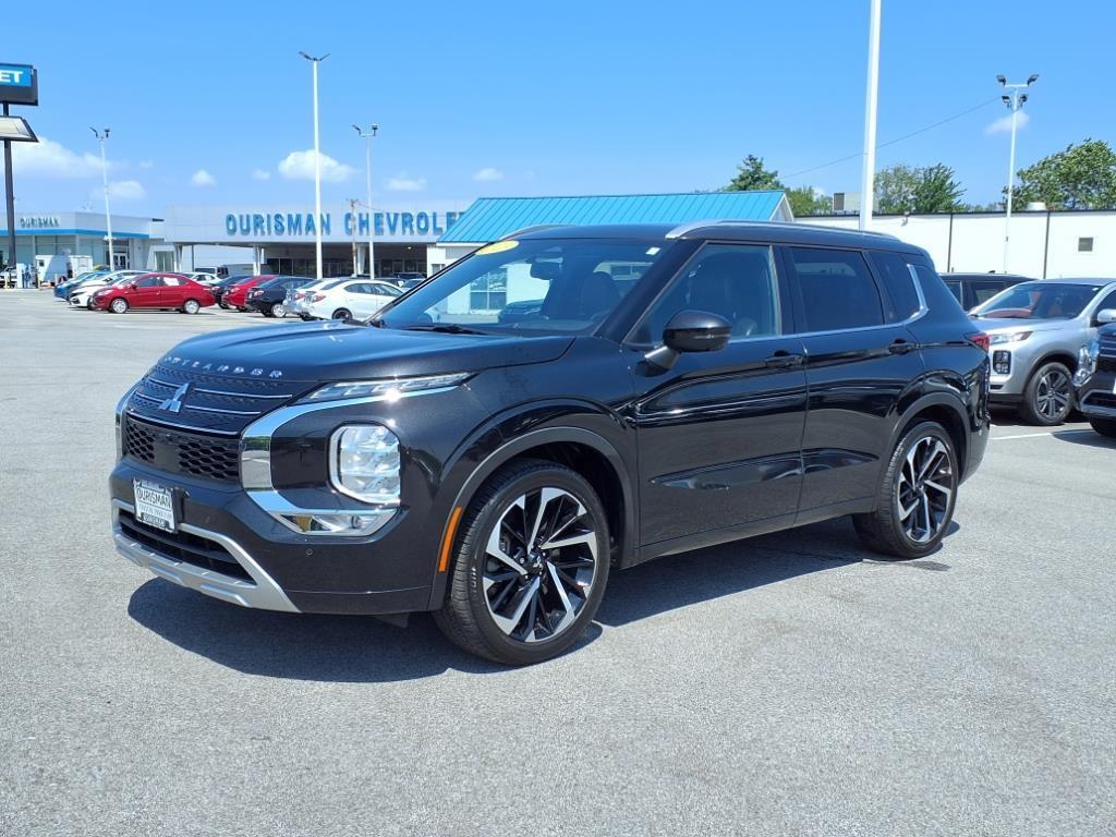 used 2023 Mitsubishi Outlander car, priced at $29,500