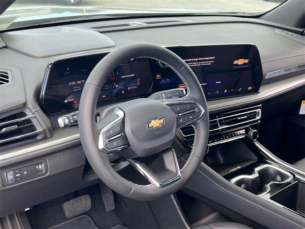 new 2026 Chevrolet Traverse car, priced at $38,195