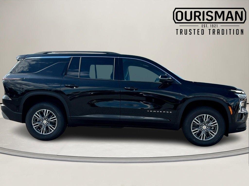 new 2026 Chevrolet Traverse car, priced at $45,655