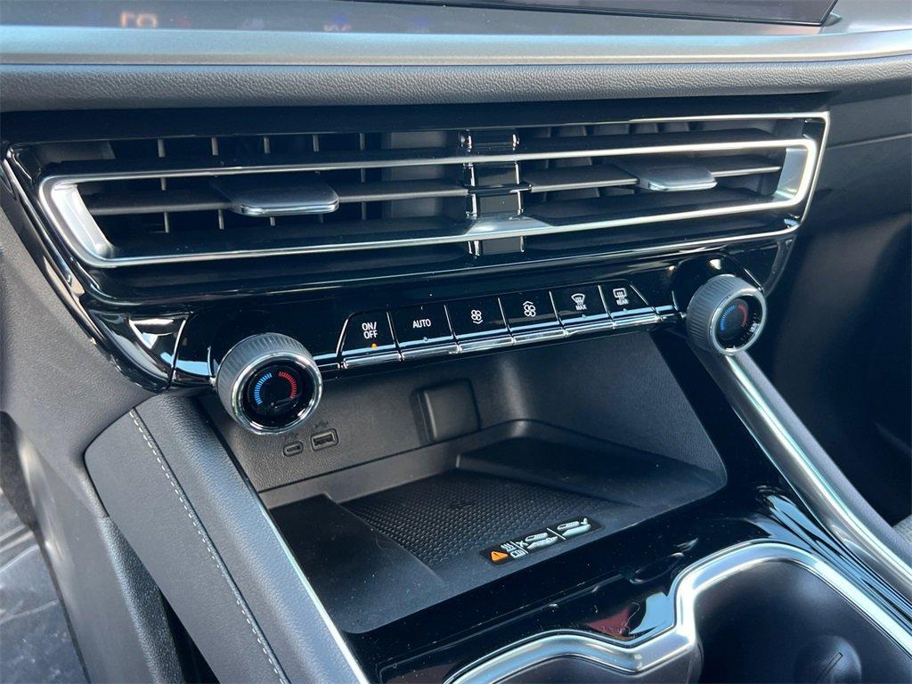 new 2026 Chevrolet Traverse car, priced at $45,655