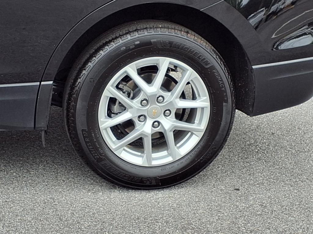 used 2024 Chevrolet Equinox car, priced at $24,000