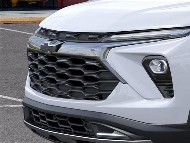new 2025 Chevrolet TrailBlazer car, priced at $32,595