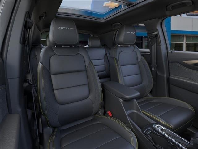 new 2025 Chevrolet TrailBlazer car, priced at $34,425