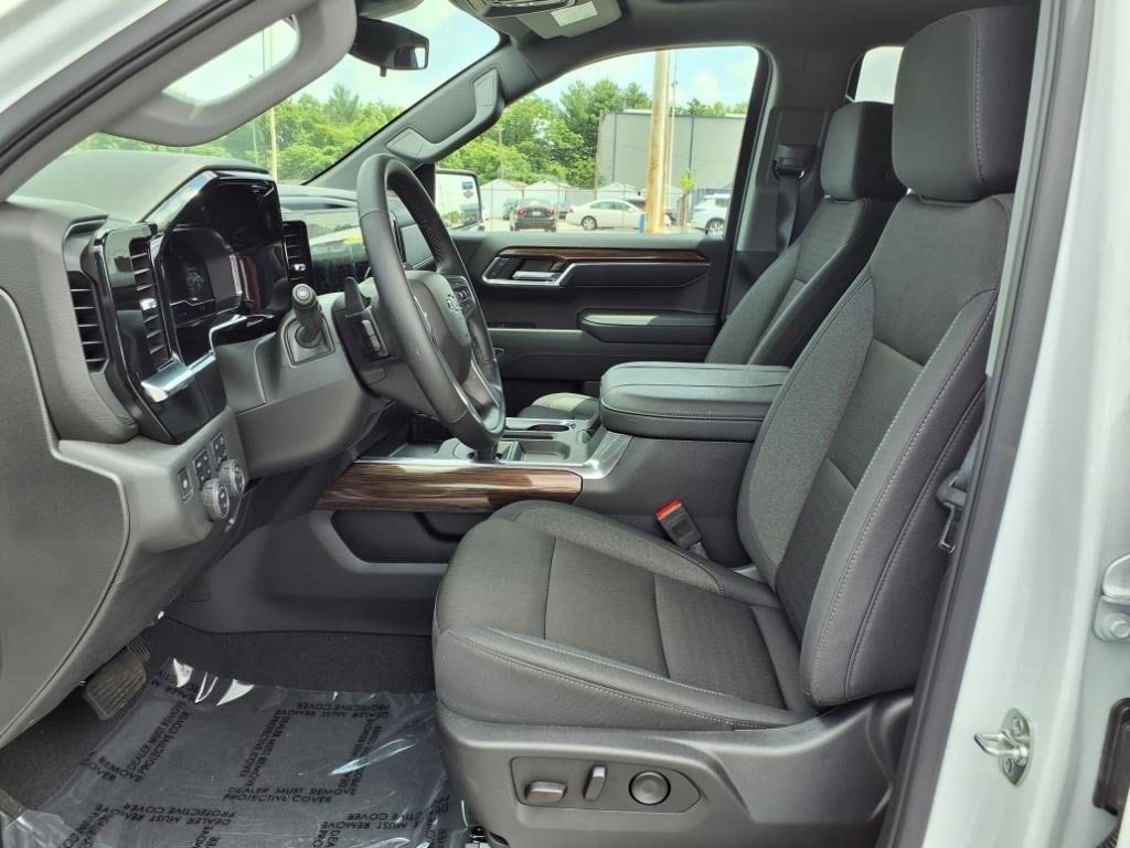 new 2025 Chevrolet Silverado 1500 car, priced at $58,997
