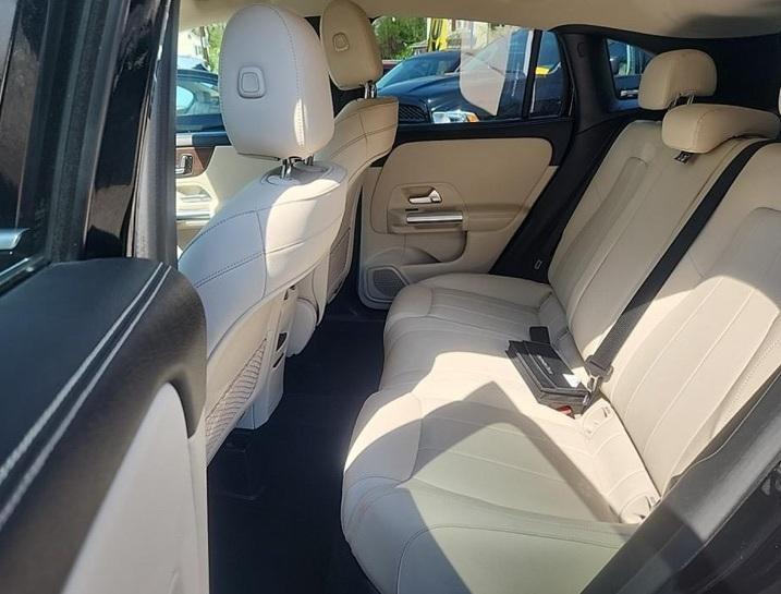 used 2021 Mercedes-Benz GLA 250 car, priced at $27,900