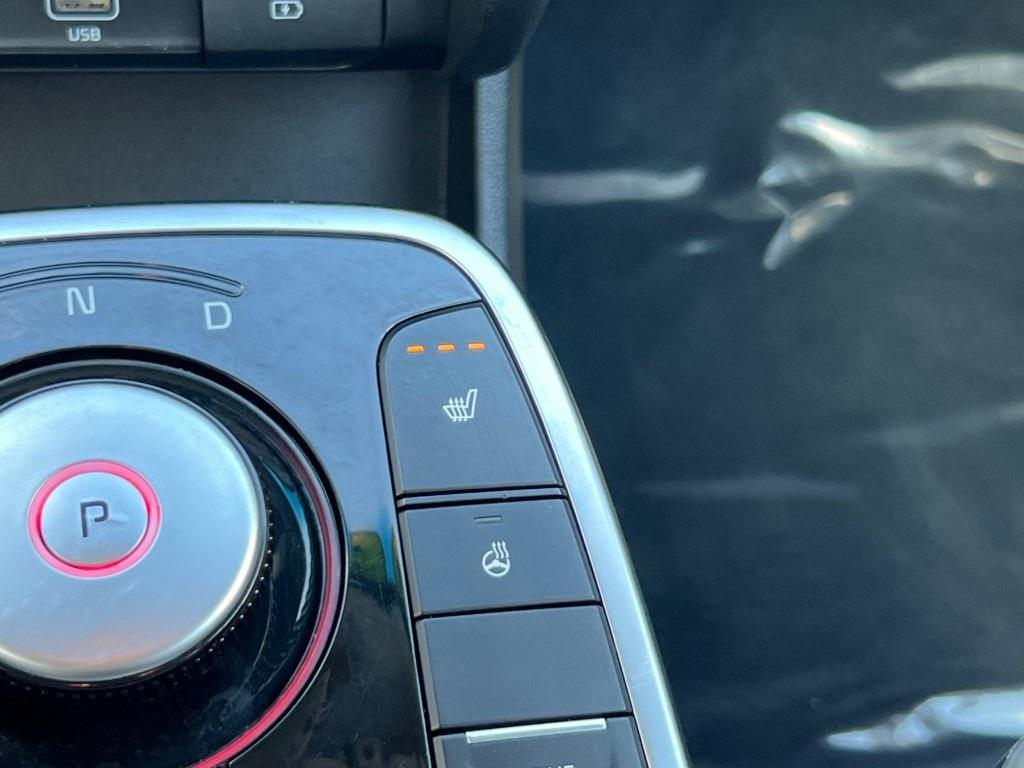 used 2022 Kia Niro EV car, priced at $17,500